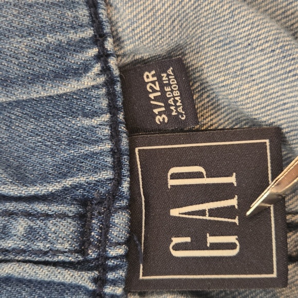 Gap Womens Relaxed Fit Denim Shorts Medium Wash Blue Size 12 - Picture 6 of 8